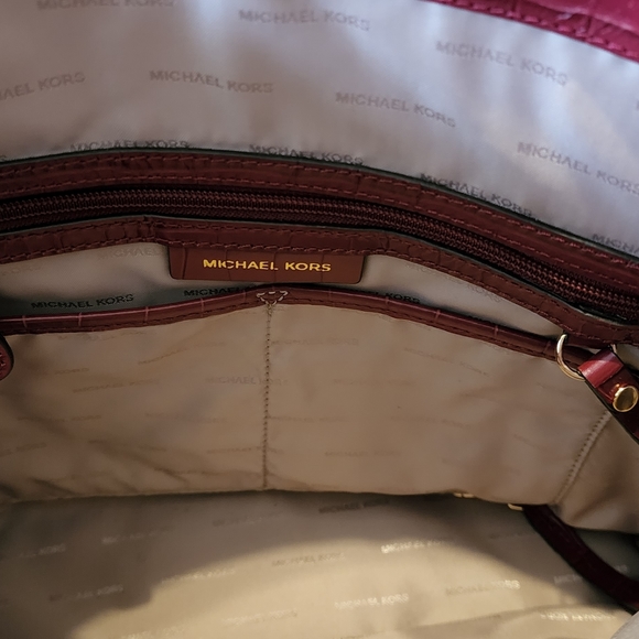 Michael Kors tote - Picture 3 of 3